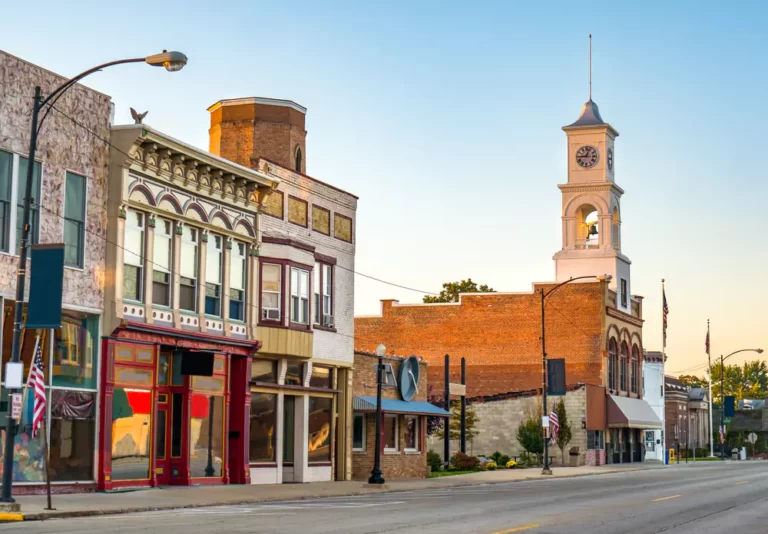 Follow These 9 Secret Techniques To Save Money In Small Towns